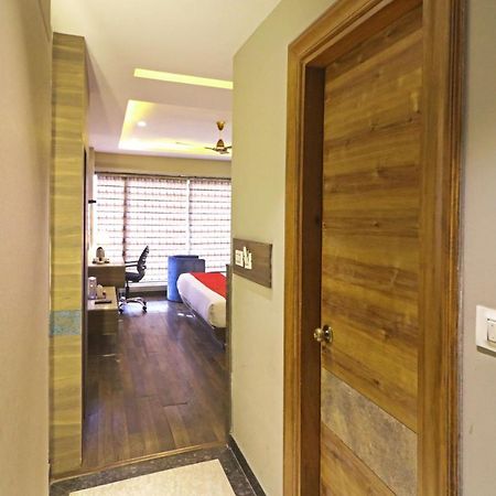 The Ivy Grand Hotel In City Centre With Free Secured Parking Nueva Delhi Exterior foto