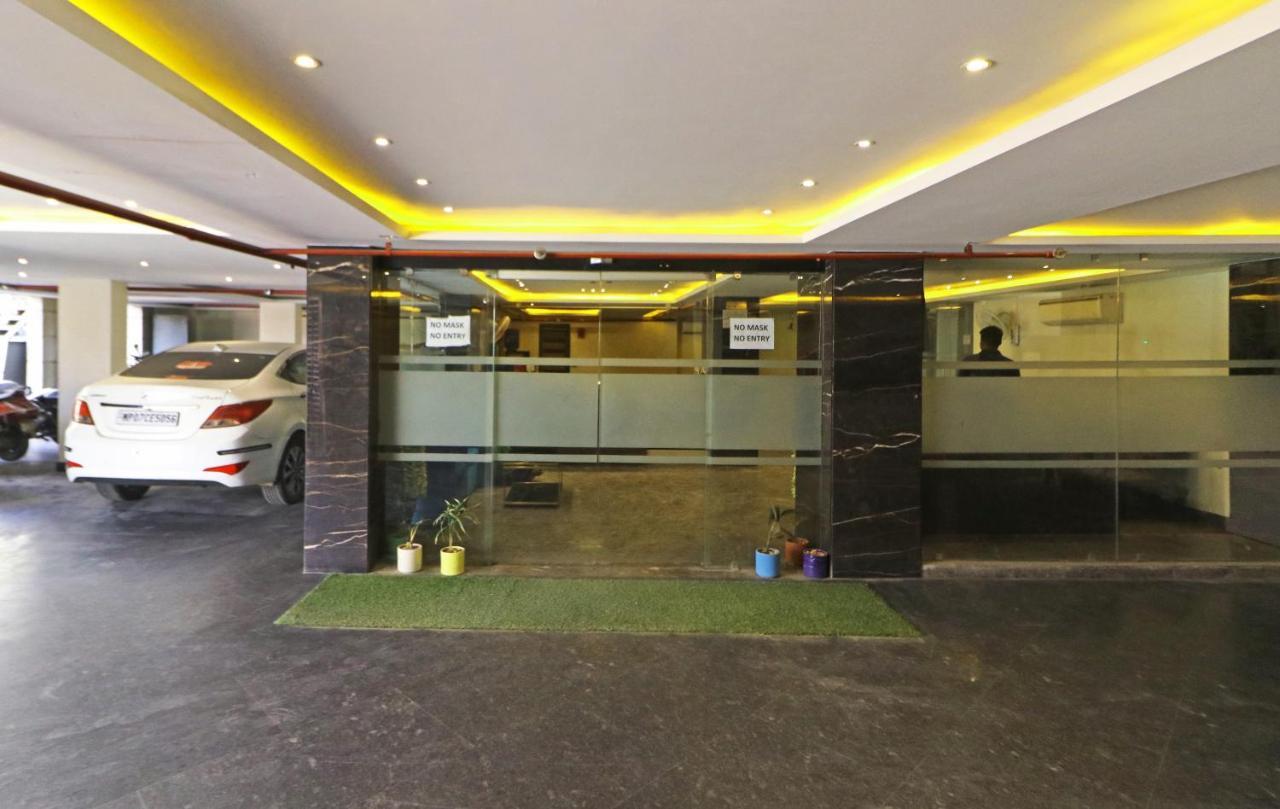 The Ivy Grand Hotel In City Centre With Free Secured Parking Nueva Delhi Exterior foto